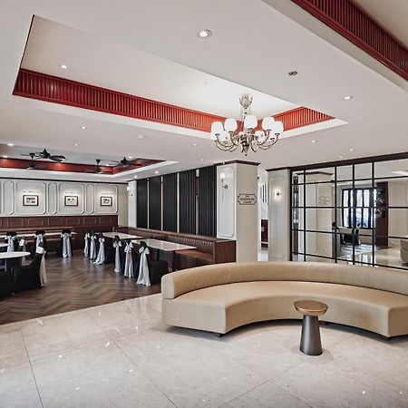 The Jesselton Hotel Кота Кинабалу Екстериор снимка